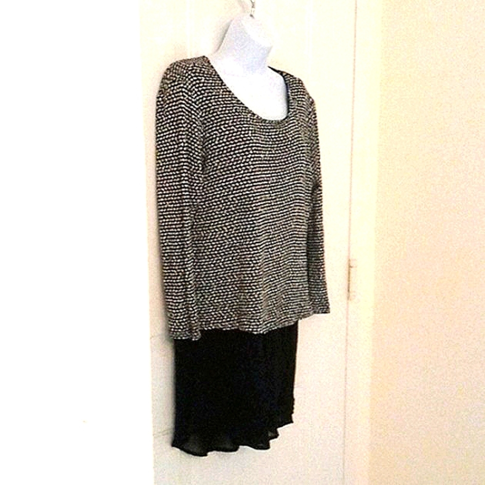🎁 FREE GIFT INCLUDED 🎁 NWOT Double Layered Blouse Sweater Top Long Sleeves - Picture 3 of 14